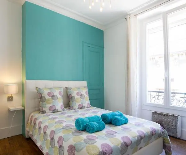 Milhan Avec Climatisation Centre Гренобль